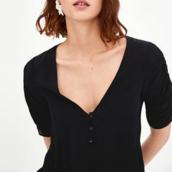 Zara Black V Neck Button Front Ruched Sleeved Top - Picture 2 of 8